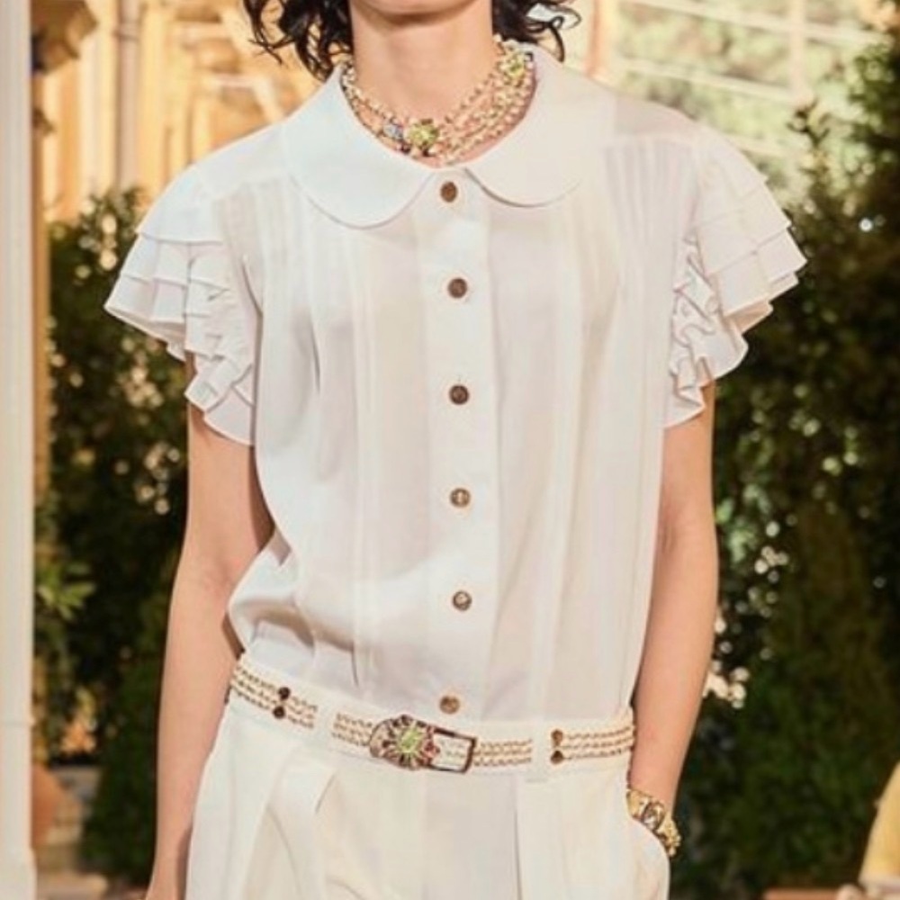 Rare Vintage CHANEL Ruffled Cap Sleeve Button-Up Linen Top